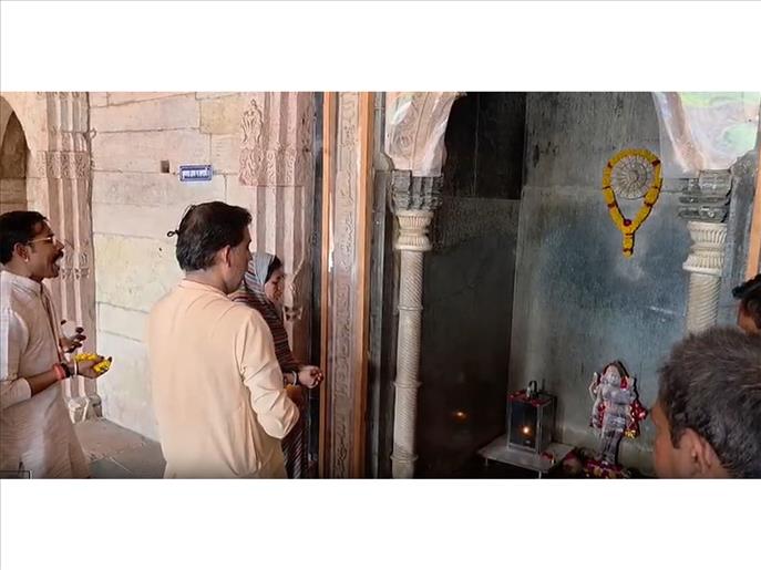 Devotees pray to Goddess Saraswati at Bhojshala Temple after MP High Court verdict